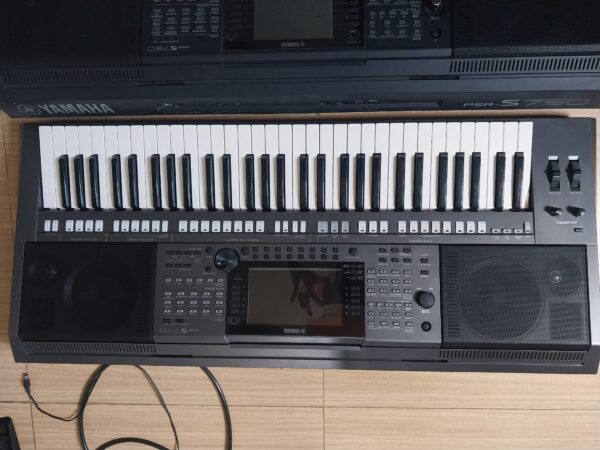 Đàn organ psr s770